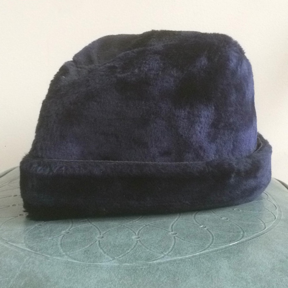 Vintage faux fur hat